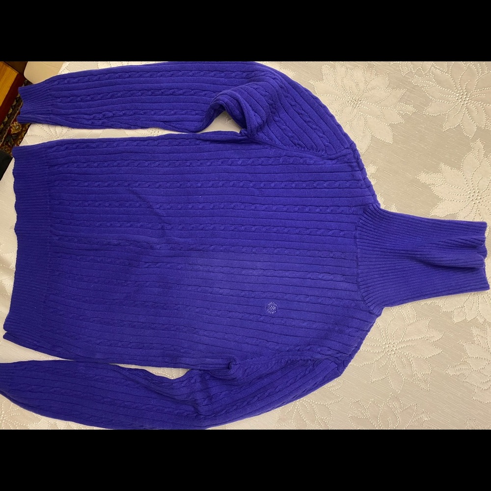 Macy’s Izod Royal blue turtle neck sweater